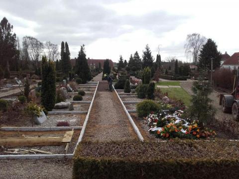 haveanlæg på kirkegård